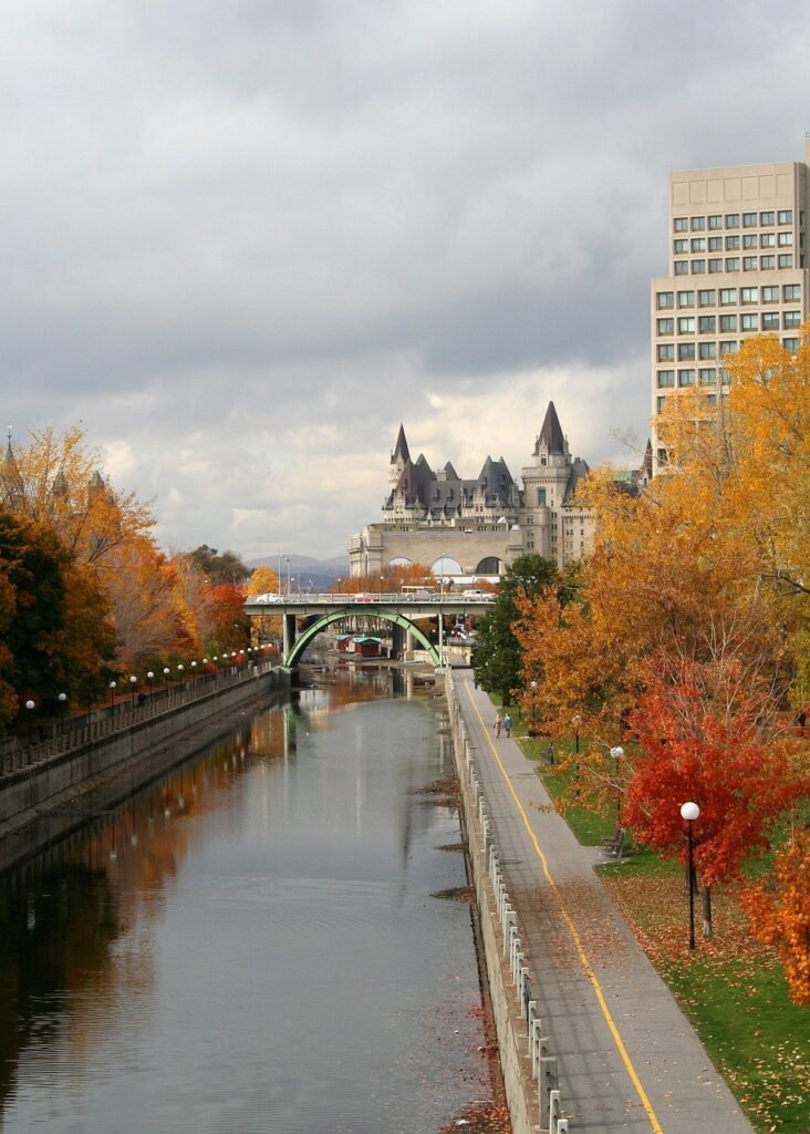 chateau laurier, ottawa, rideau canal